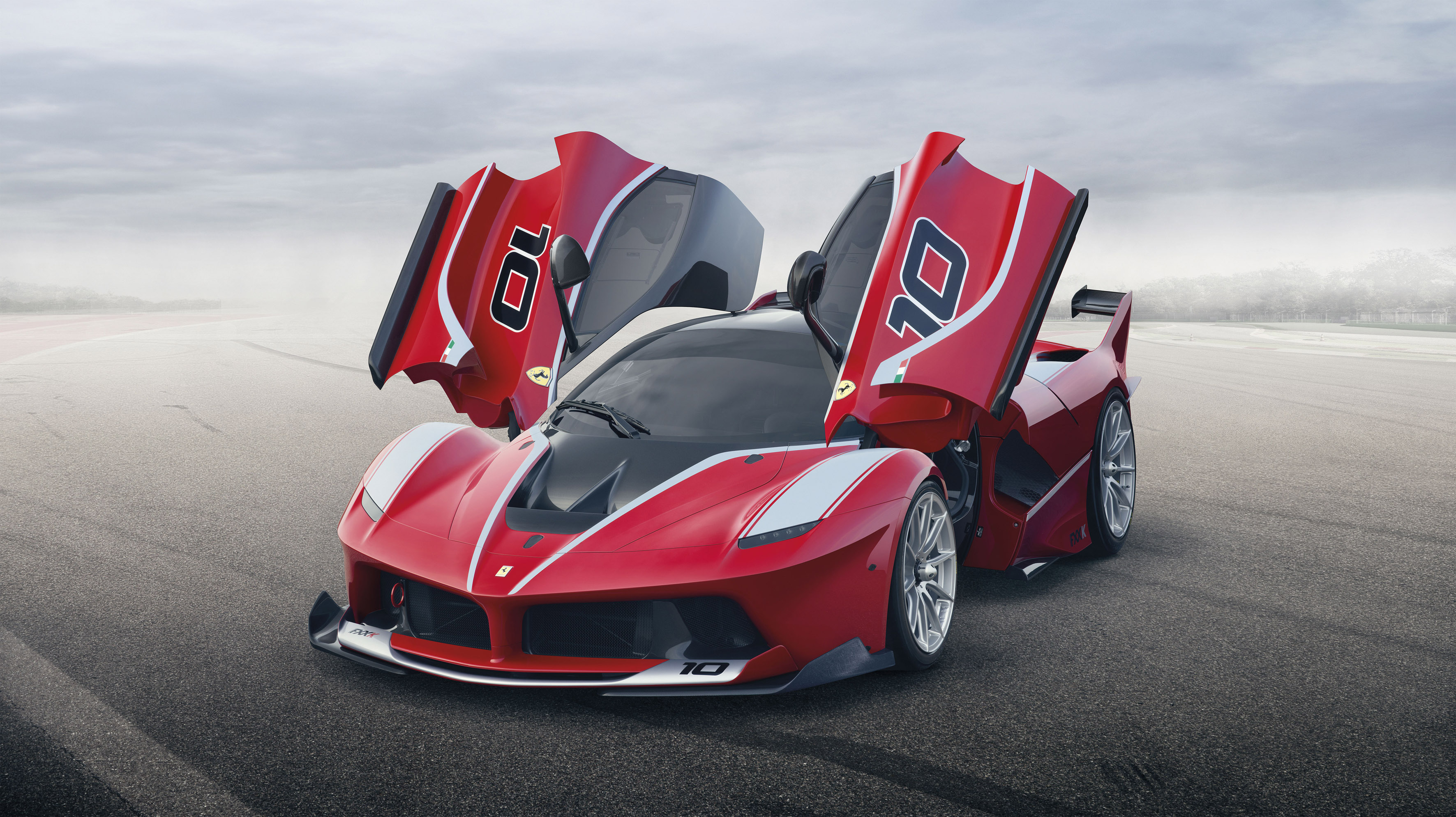 Ferrari-FXXK_open.jpg
