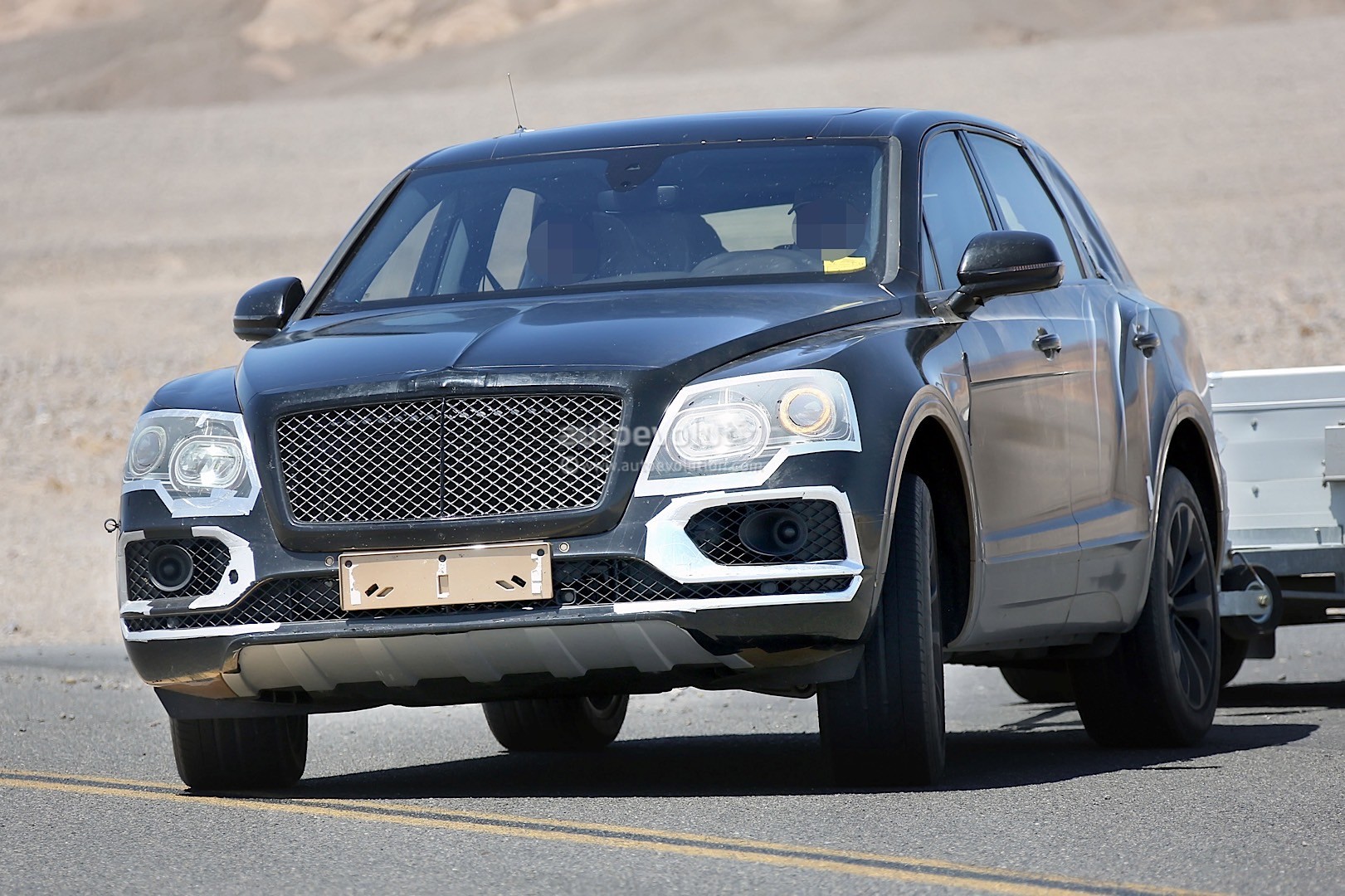 2016-bentley-bentayga-suv-spied-testing-in-death-valley-front-end-mostly-revealed-photo-gallery_4.jpg