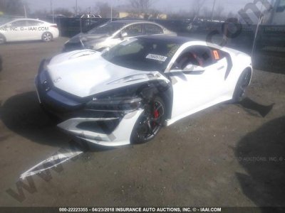 19UNC1B05HY000770-2017-Acura-Nsx-front-right-22223355 (3).jpg