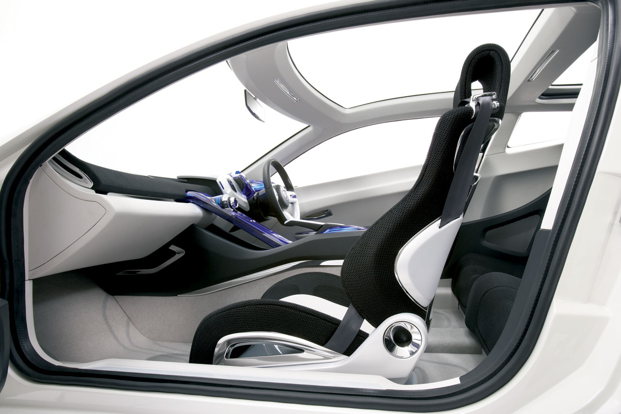 Honda-CR-Z-Concept-interior-2-lg.jpg