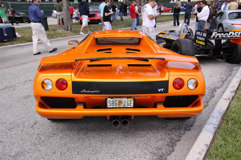 Lamborghini_Diablo_VT_Orange_Rear_View.sized.jpg