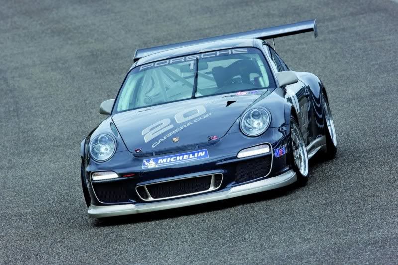 2010-Porsche-911-GT3-Cup-Front-Picture-800x533.jpg