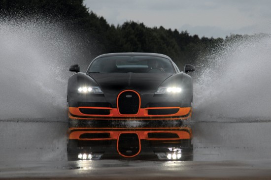 2010-bugatti-veyron-16-4-super-sport-07.jpg